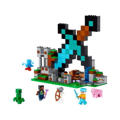 Блоковий конструктор LEGO Minecraft Форпост з мечем (21244)