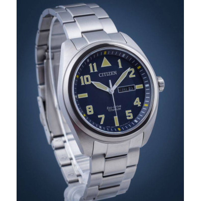 Чоловічий годинник Citizen Military Super Titanium BM8560-88LE