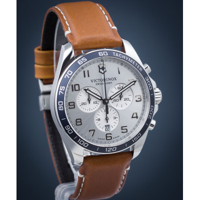 Чоловічий годинник Victorinox 241900