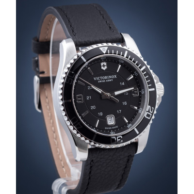 Чоловічий годинник Victorinox 241862
