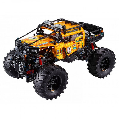 Авто-конструктор LEGO Technic 4x4 X-Treme Off-Roader (42099)