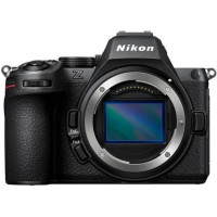 бездзеркальний фотоапарат Nikon Z5 II body (VOA170AE)